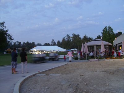 On a trip up to use the servant's toilets, I scoped out the ultra rich-man's 4th of July party.